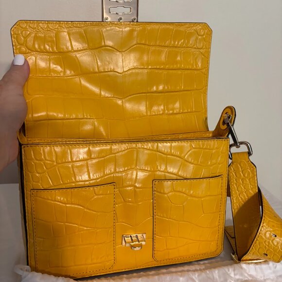 Rare Michael Kors Yellow Leather Handbag with matching wallet and a dust bag - Picture 11 of 16